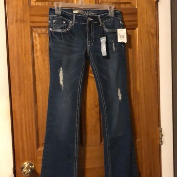 Vivi diva blinged jeans size 3 or 5 nwts - Picture 3 of 8